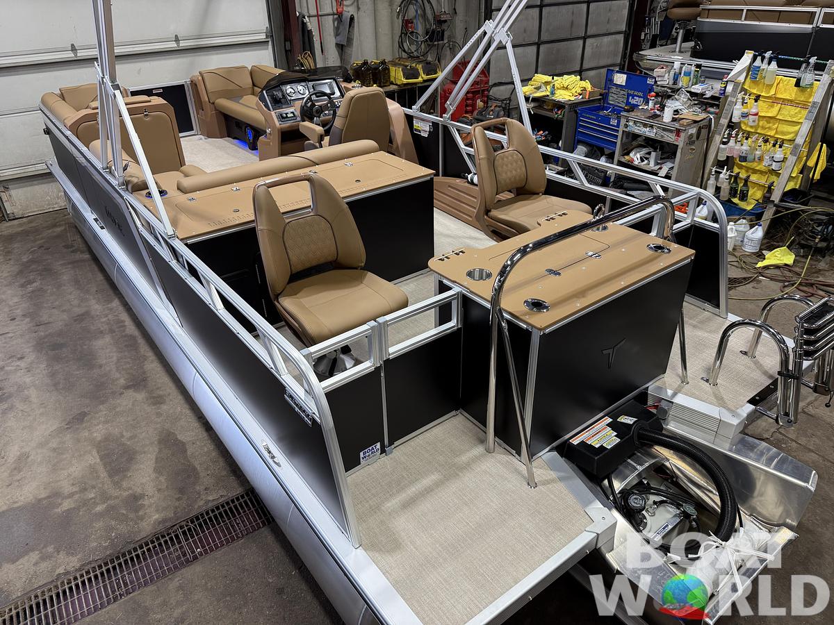 2027 Tahoe Sport 2385 Rear Fish Tritoon $53995