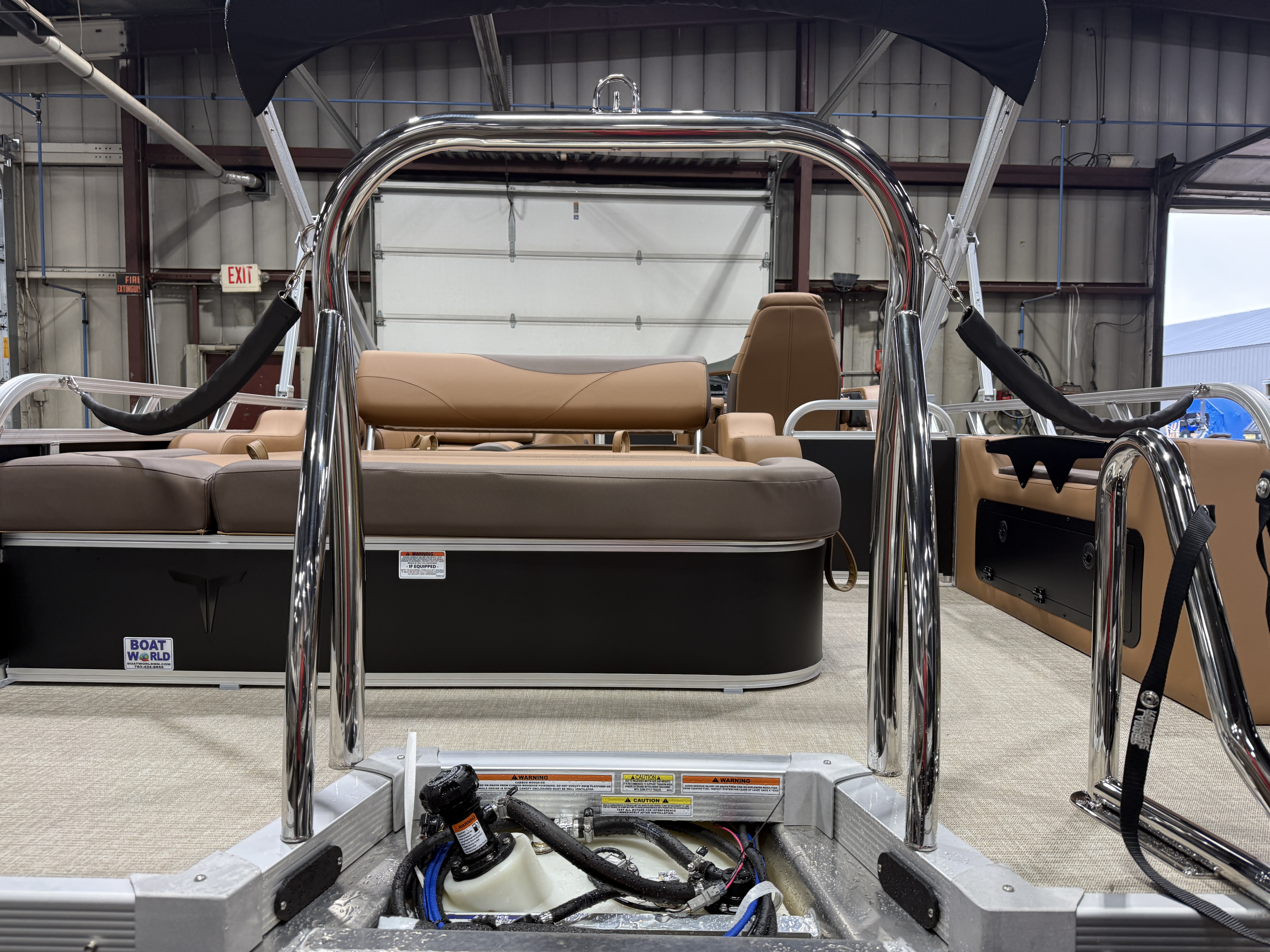 2027 Tahoe LTZ 2385 VRB SE Swingback Pontoon $42995