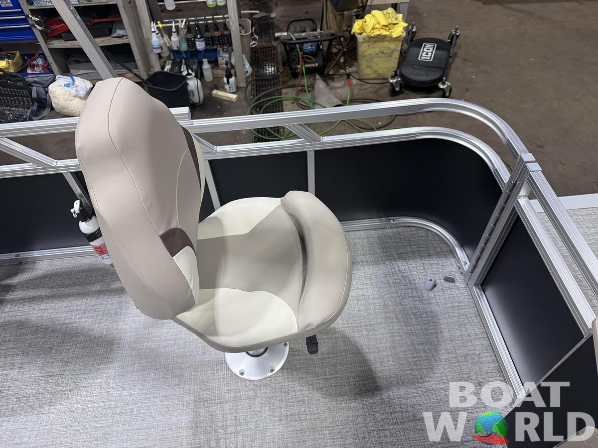 2026 Tahoe Sport Fish & Cruise 23E80 Pontoon $33995