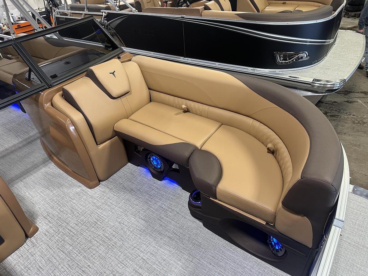 2025 Tahoe Pontoons LTZ 2385 Swingback (VRB) Windshield Tritoon & Honda 4-Stroke EFI