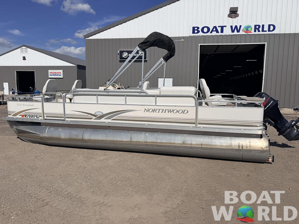 Used 2002 Northwoods 2223 Escapade & 40HP Mercury Bigfoot 4Stroke -$13,995