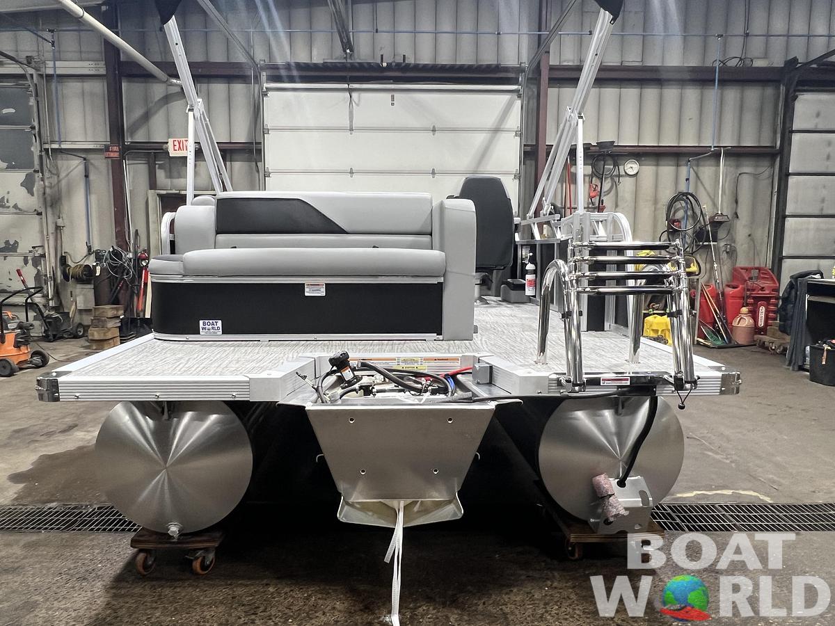 2026 Tahoe Pontoons Sport 2180 Cruise Rear Bench (CRB) 