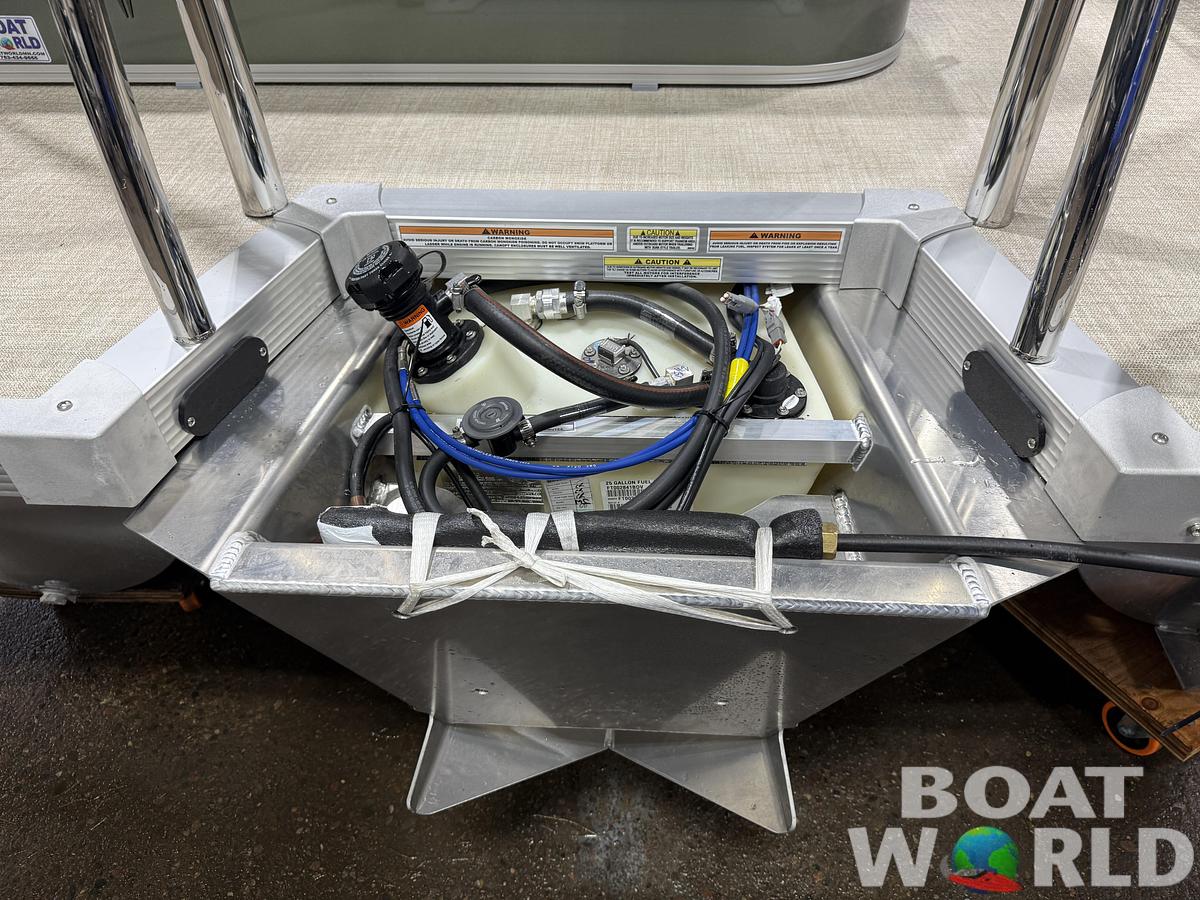 2026 Tahoe Pontoons Sport 2185 Swingback (VRB)