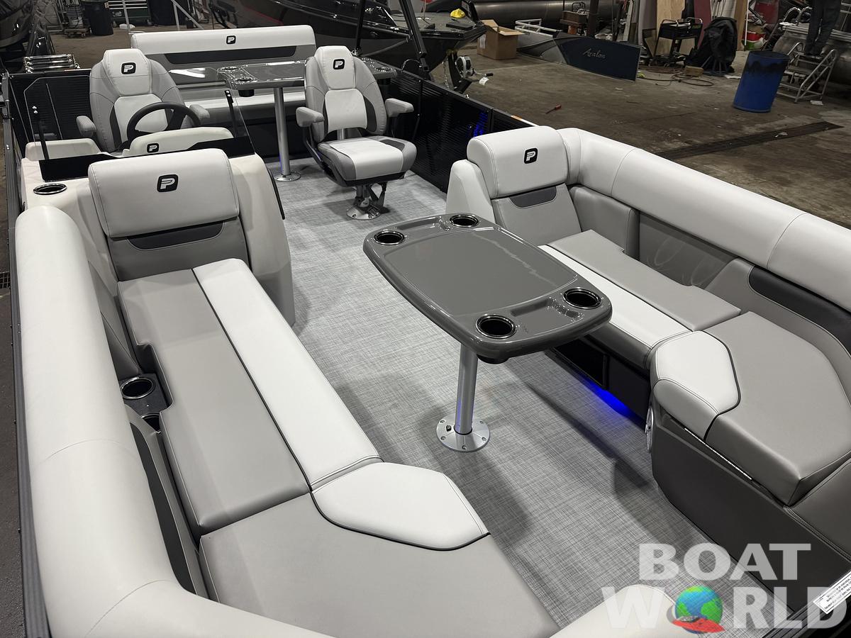 2026 Princecraft Vectra 23 RL SS Swingback Pontoon 