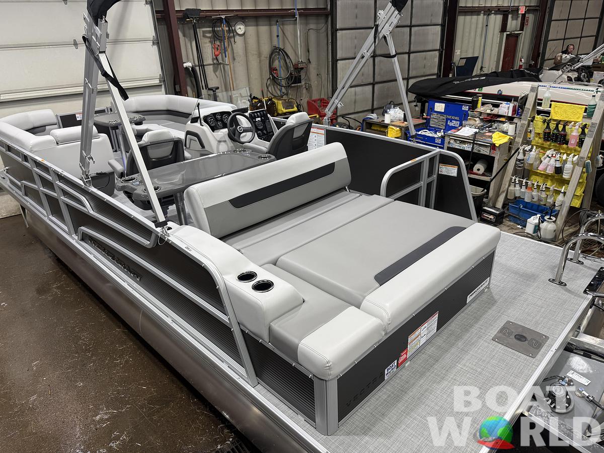 2026 Princecraft Vectra 23 RL SS Swingback Pontoon