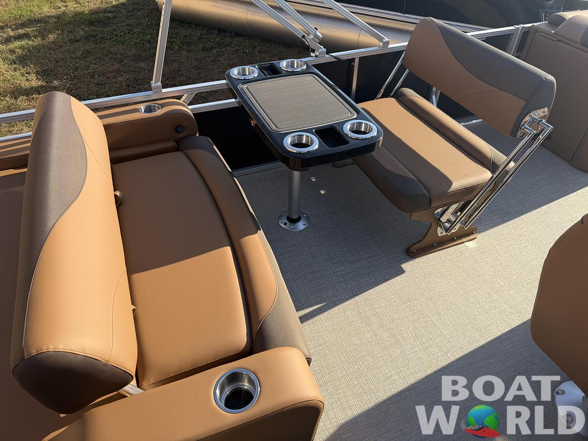 2025 Tahoe Pontoons LTZ 2385 Entertainer