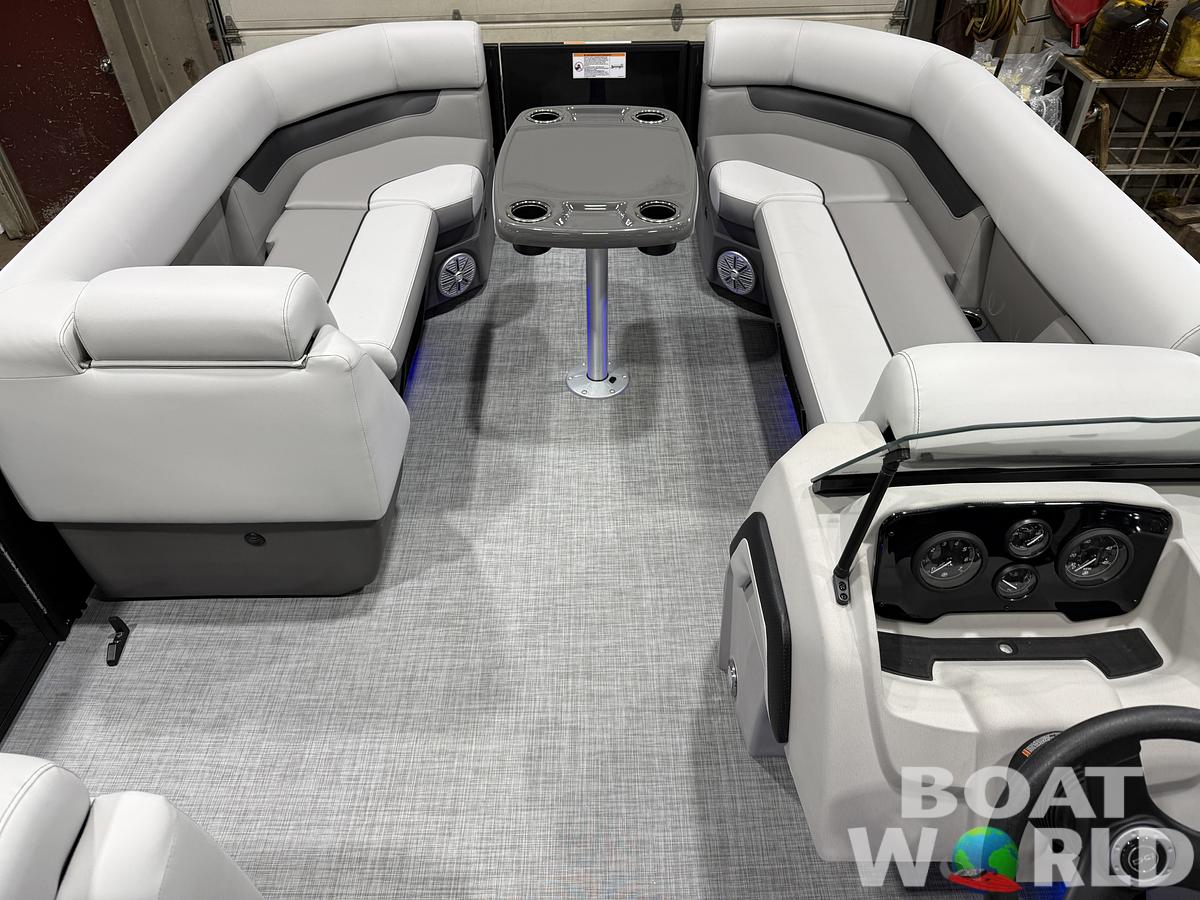 2027 Princecraft Vectra 21 Cruise Pontoon $32995