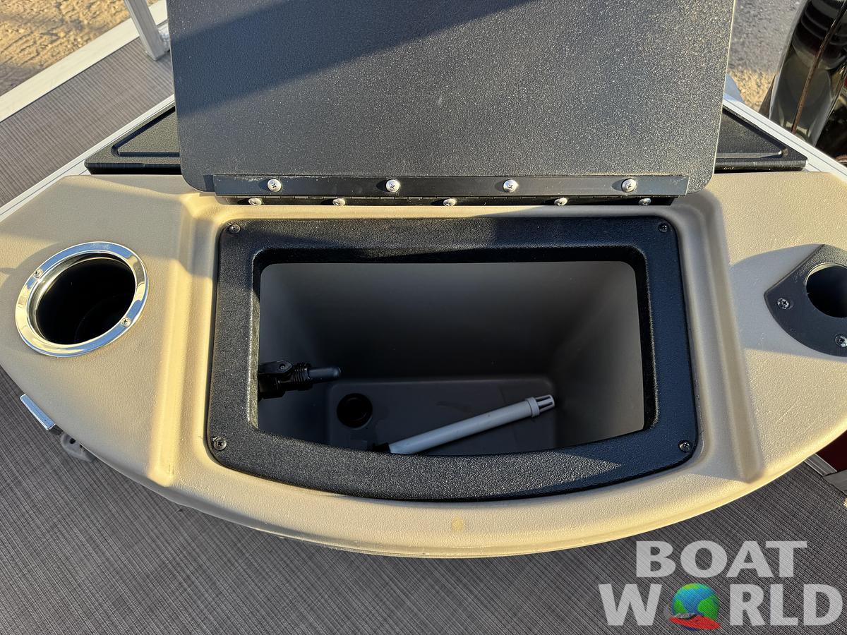 Used 2020 Sun Tracker Fishin Barge 20 DLX Pontoon