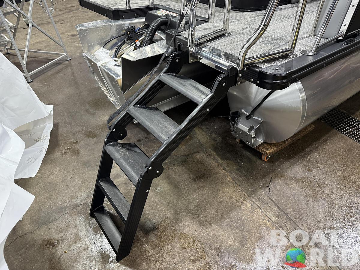 2026 Tahoe Pontoons Cascade 2385 Swingback (VRB) Tritoon