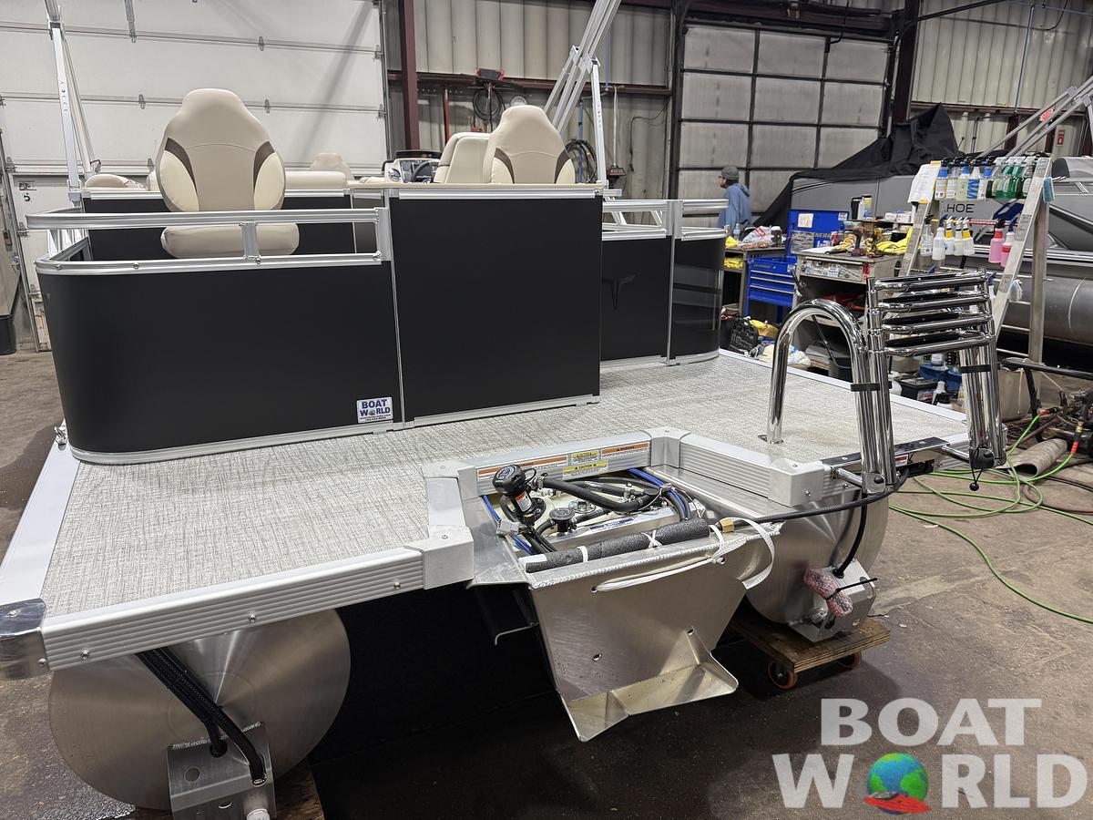 2026 Tahoe Sport Fish & Cruise 23E80 Pontoon $33995