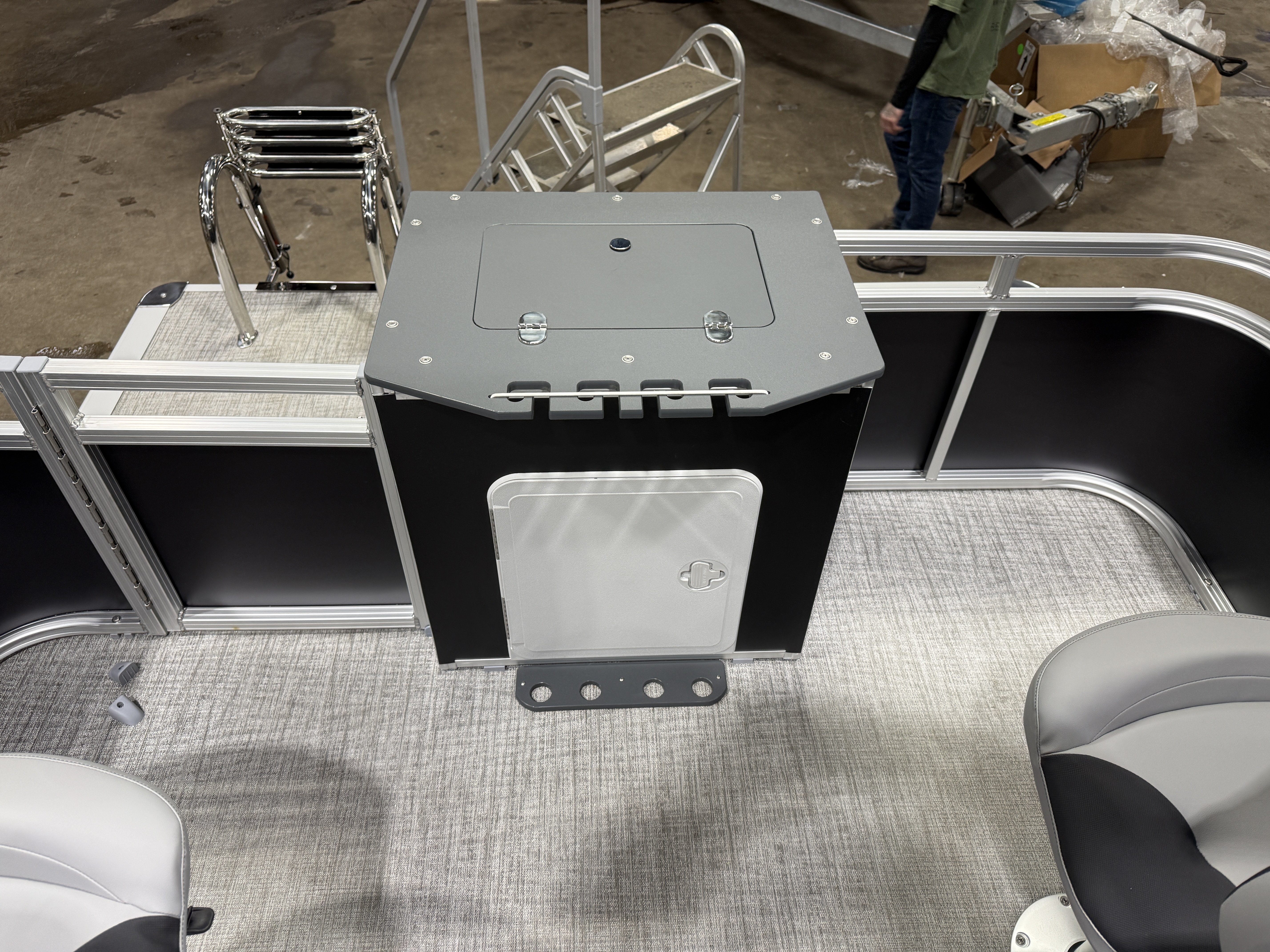 2026 Tahoe Pontoons Sport 23E80 Fish & Cruise Pontoon