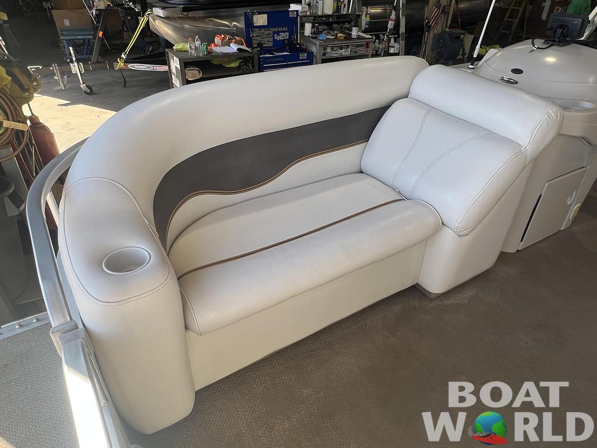 Used 2005 Premier 210 SunSation & 50HP Yamaha 4Stroke -$14,995