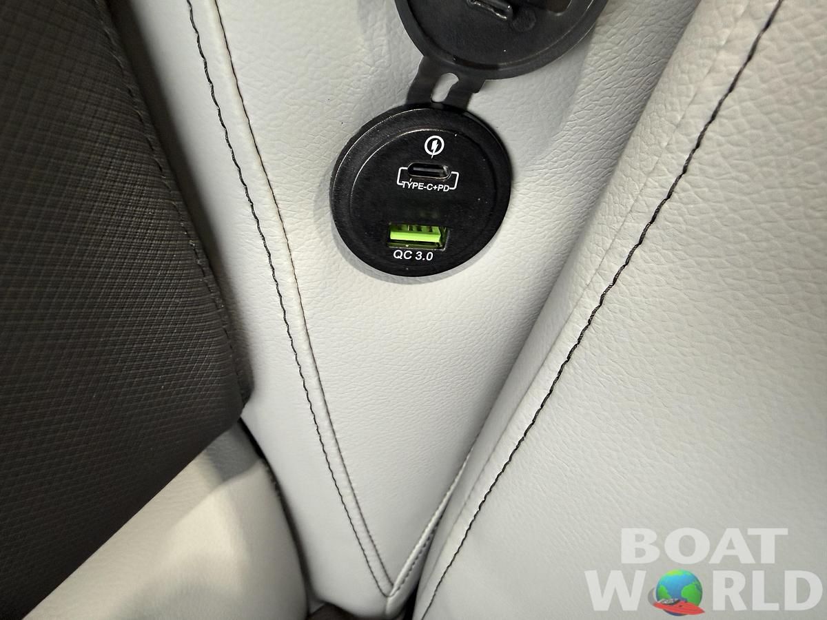 2026 Tahoe Pontoons Sport 2185 Rear Fish 