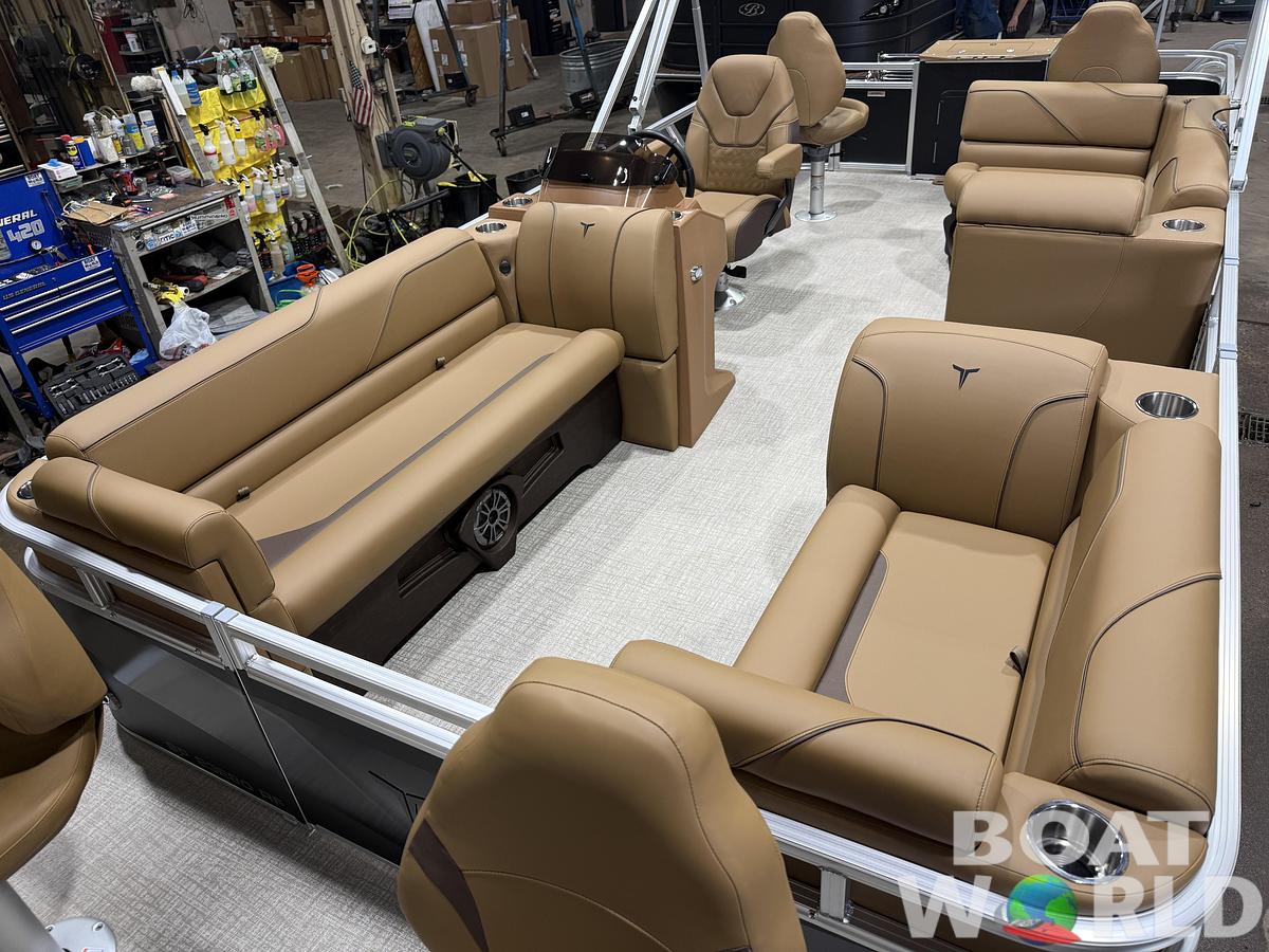 2027 Tahoe Sport Fish & Cruise 23E80 Pontoon $33995