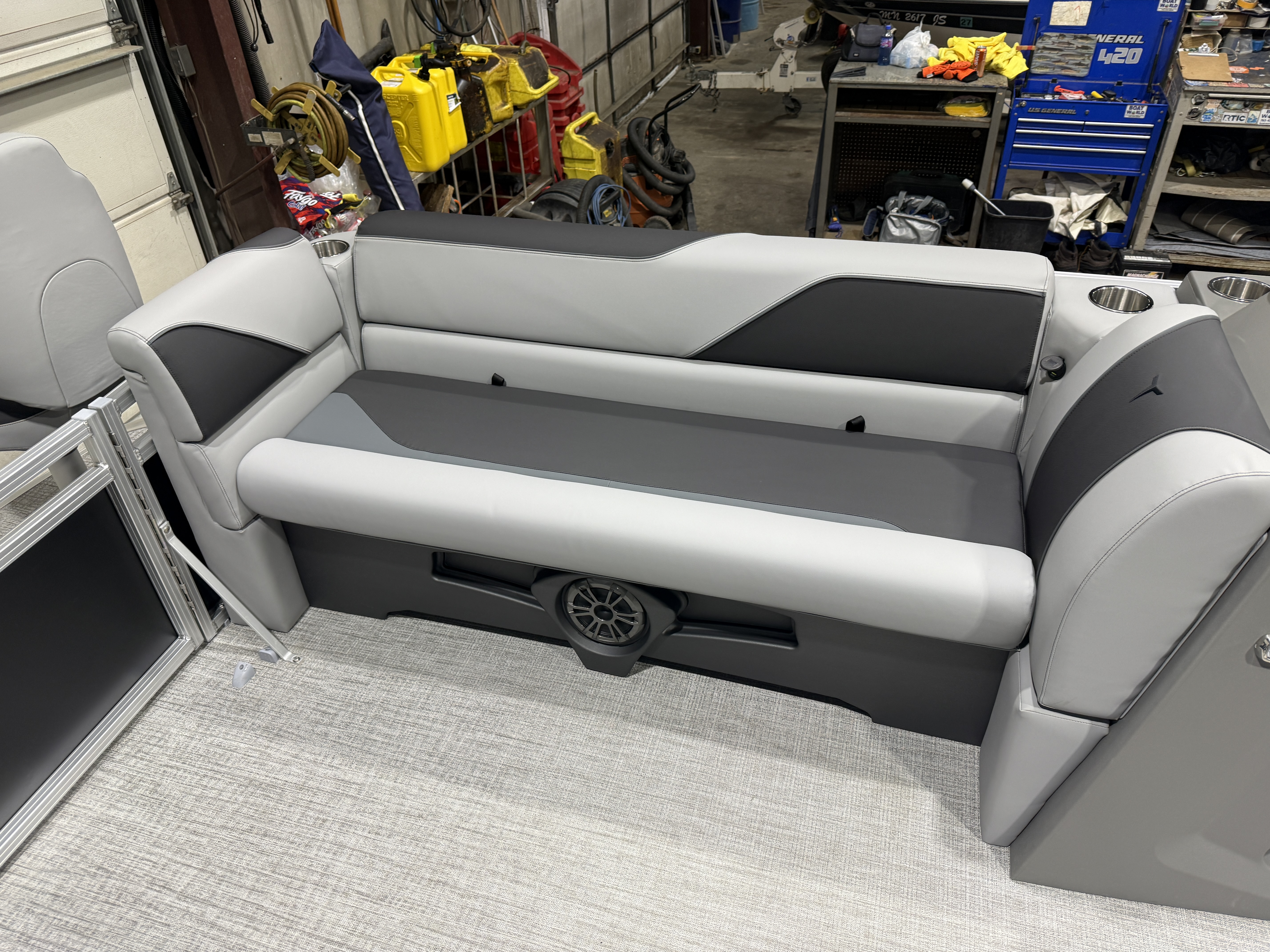 2026 Tahoe Pontoons Sport 23E80 Fish & Cruise Pontoon