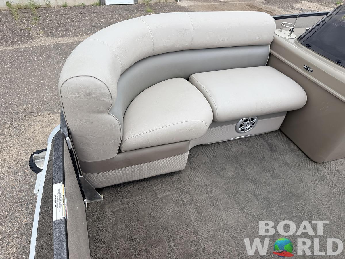 Used 2012 Premier 225 Solaris & 50HP Yamaha 4Stroke -$19,995