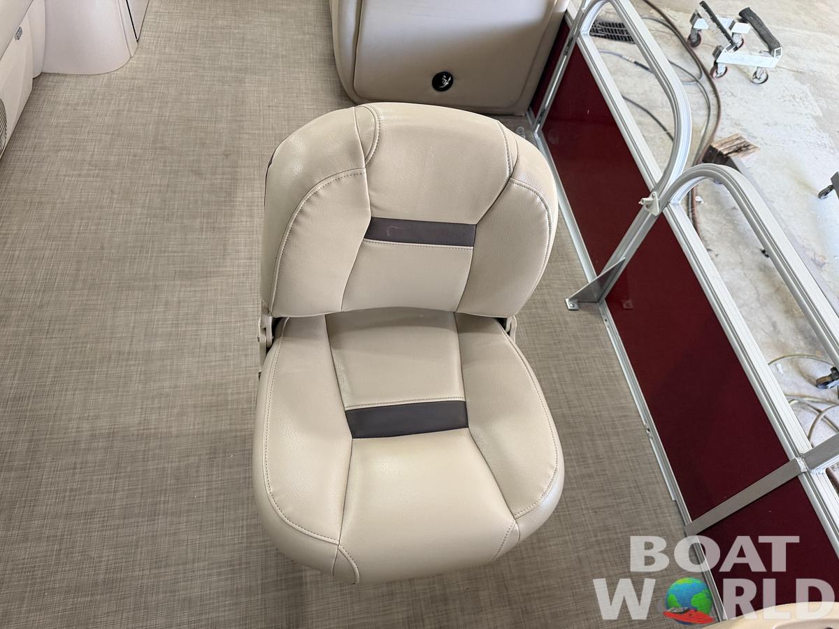 Used 2019 Sun Tracker  Fishin Barge 22 DLX XP3 Tritoon & 150HP Mercury 4Stroke - $39,995