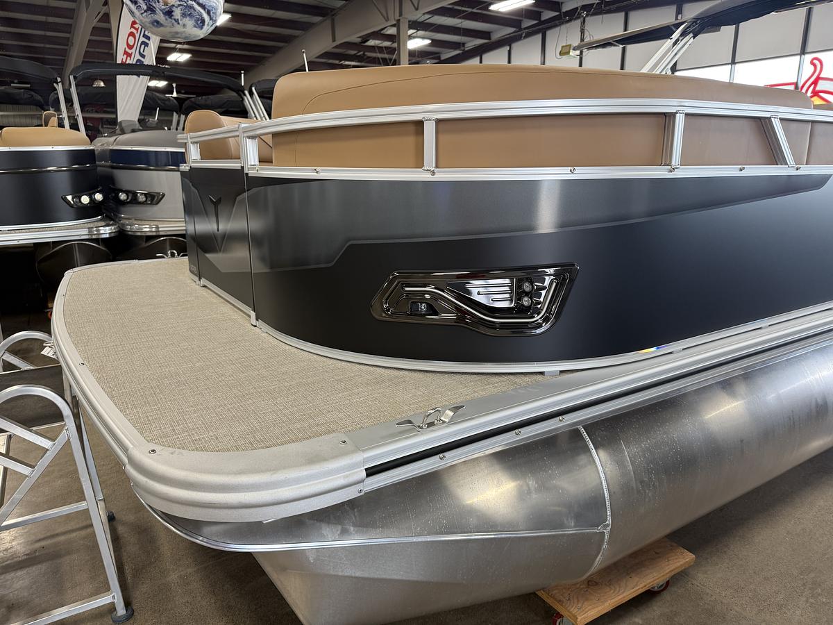2026 Tahoe Pontoons Sport 2385 Swingback (VRB) & Honda 4-Stroke EFI