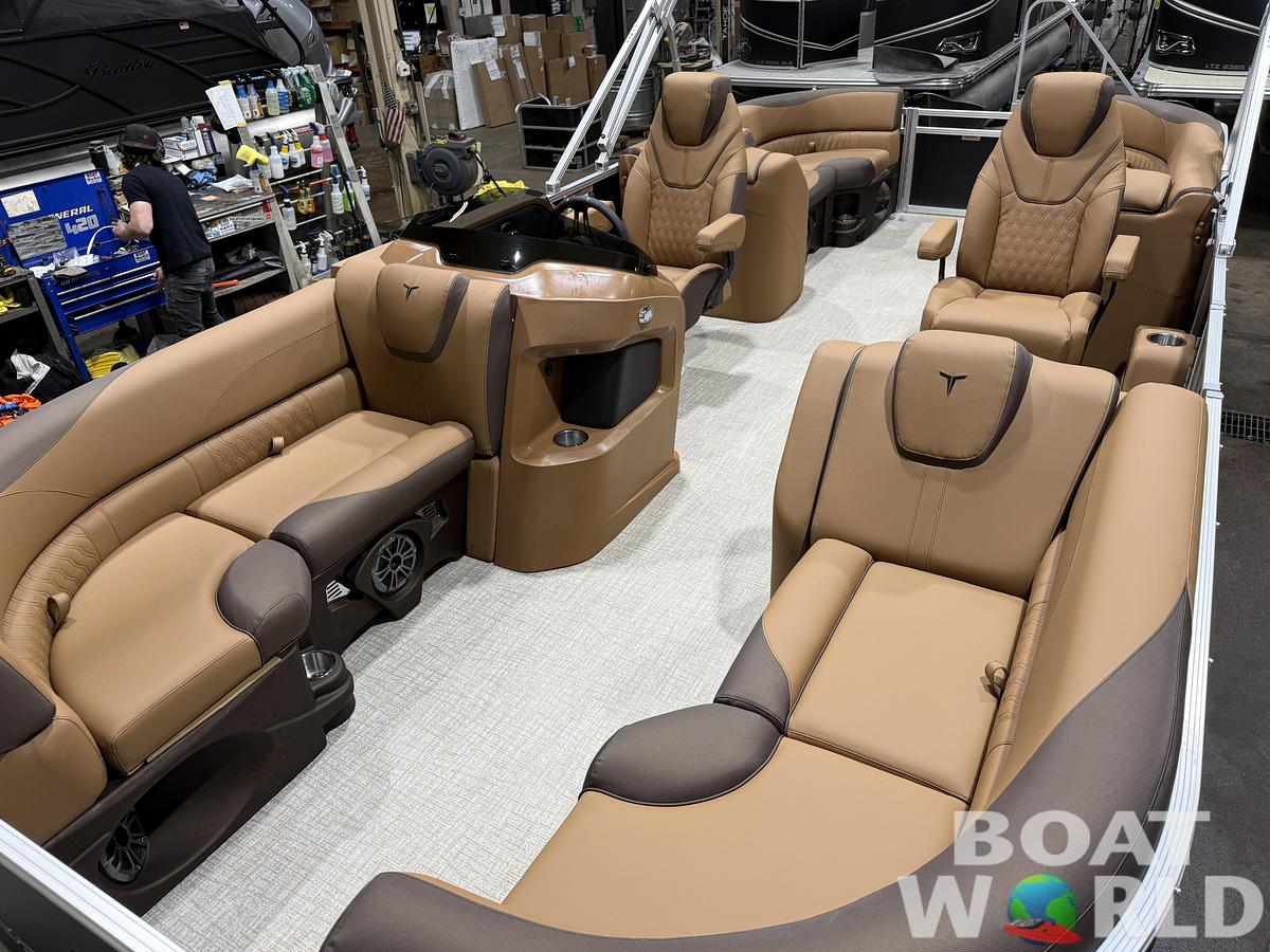 2026 Tahoe Pontoons LTZ 2385 Quad Lounge 