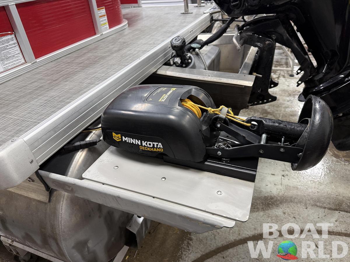 Used 2021 Princecraft Vectra 23 RL Dinette Swingback Pontoon & 115HP