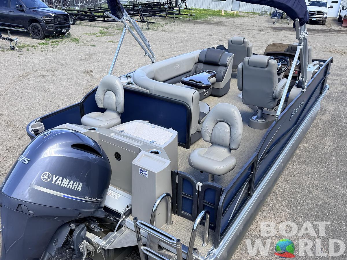 Used 2016 Premier 220 Explorer Tritoon & 175HP Yamaha 4Stroke - $39,995