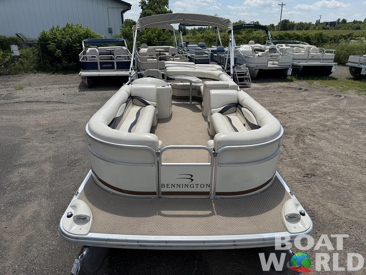 Used 2004 Bennington 2250 RL