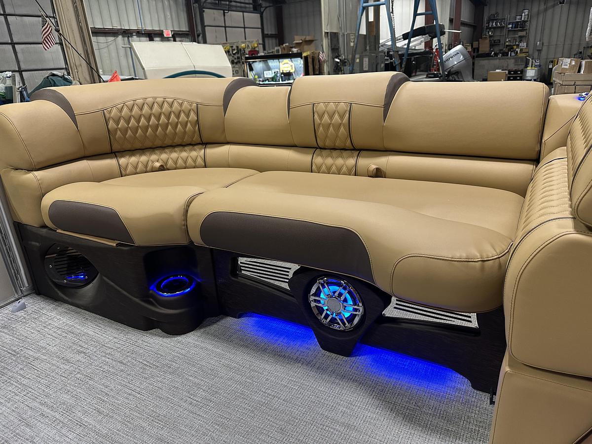 2025 Tahoe Pontoons Cascade 2385 Elite Tritoon & 225HP