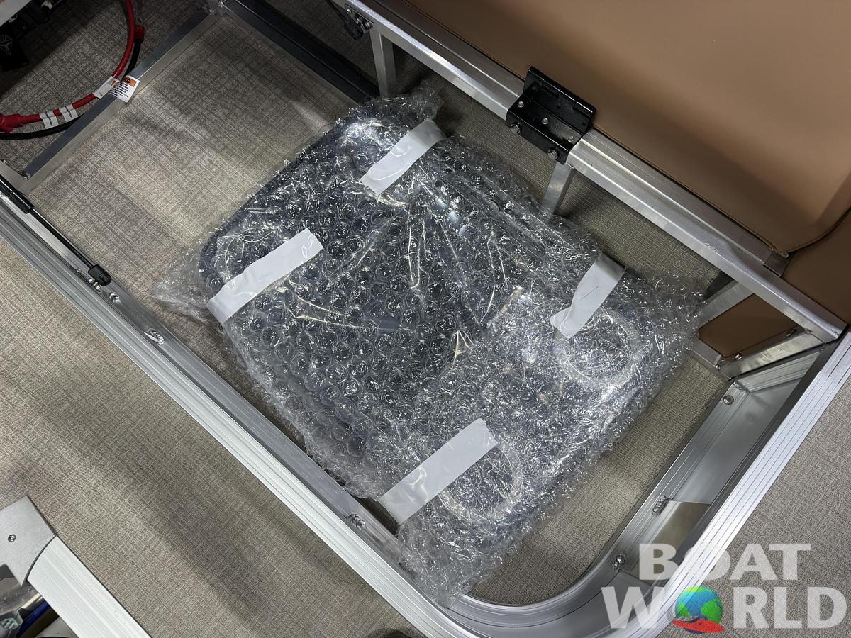2027 Tahoe LTZ 2385 VRB Swingback Pontoon $42995