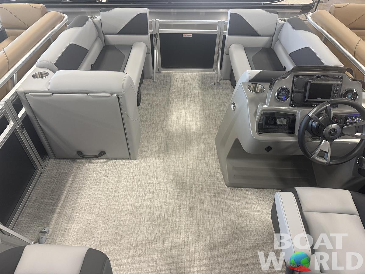 2027 Tahoe Sport VRB 2180 Swingback & 4-Stroke $33995
