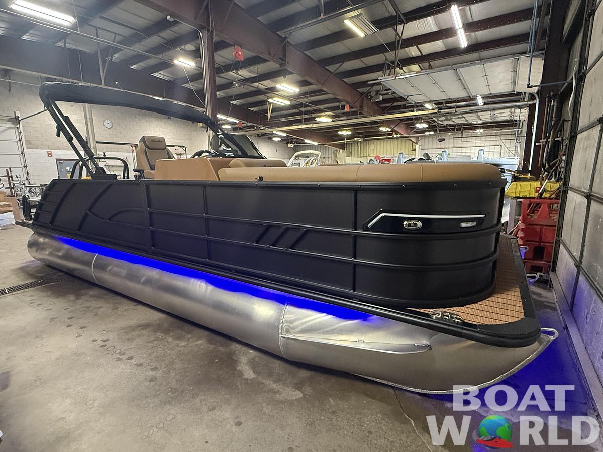 2026 Bentley Pontoons Elite 223 Swingback Tritoon