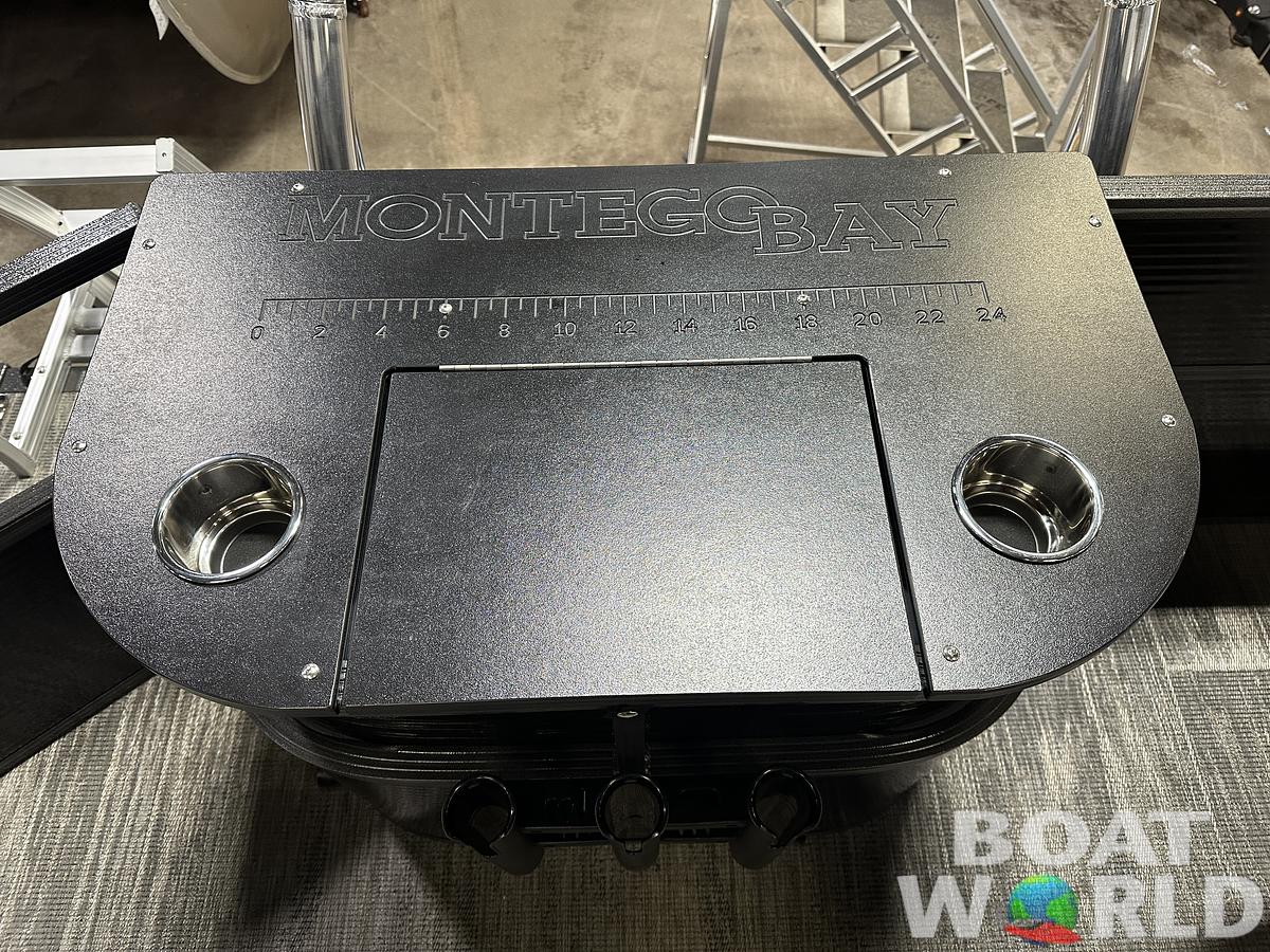 2025 Montego Bay 8522 Fish & Cruise Tritoon & Honda 150HP 4-Stroke EFI