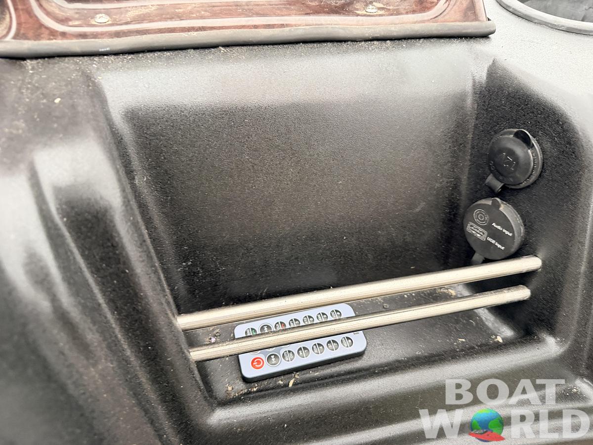 Used 2011 Premier 200 SunSation Pontoon