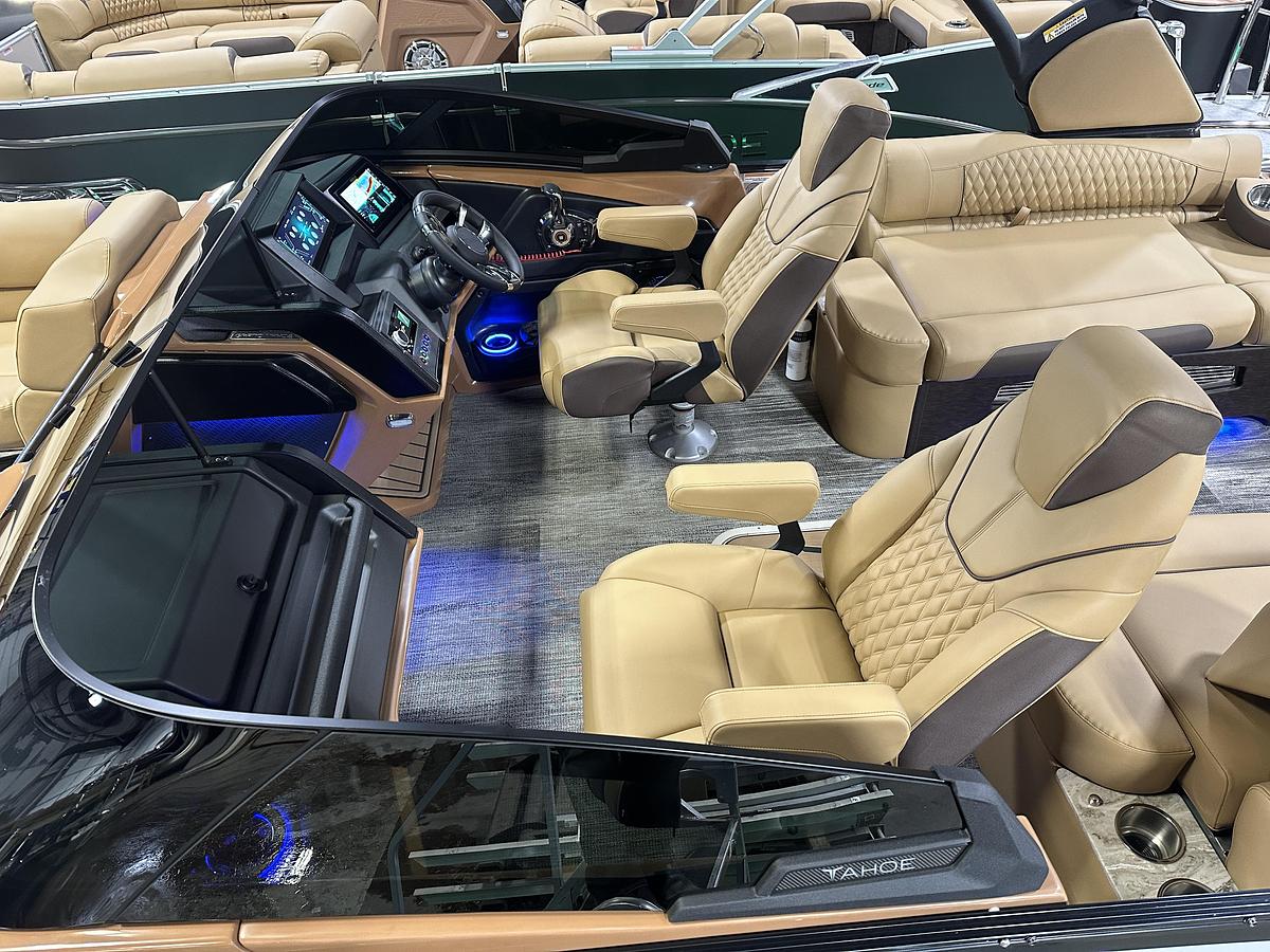 2025 Tahoe Pontoons Grand Tahoe 2585 Quad Lounge Windshield Tritoon & Mercury 400HP V10