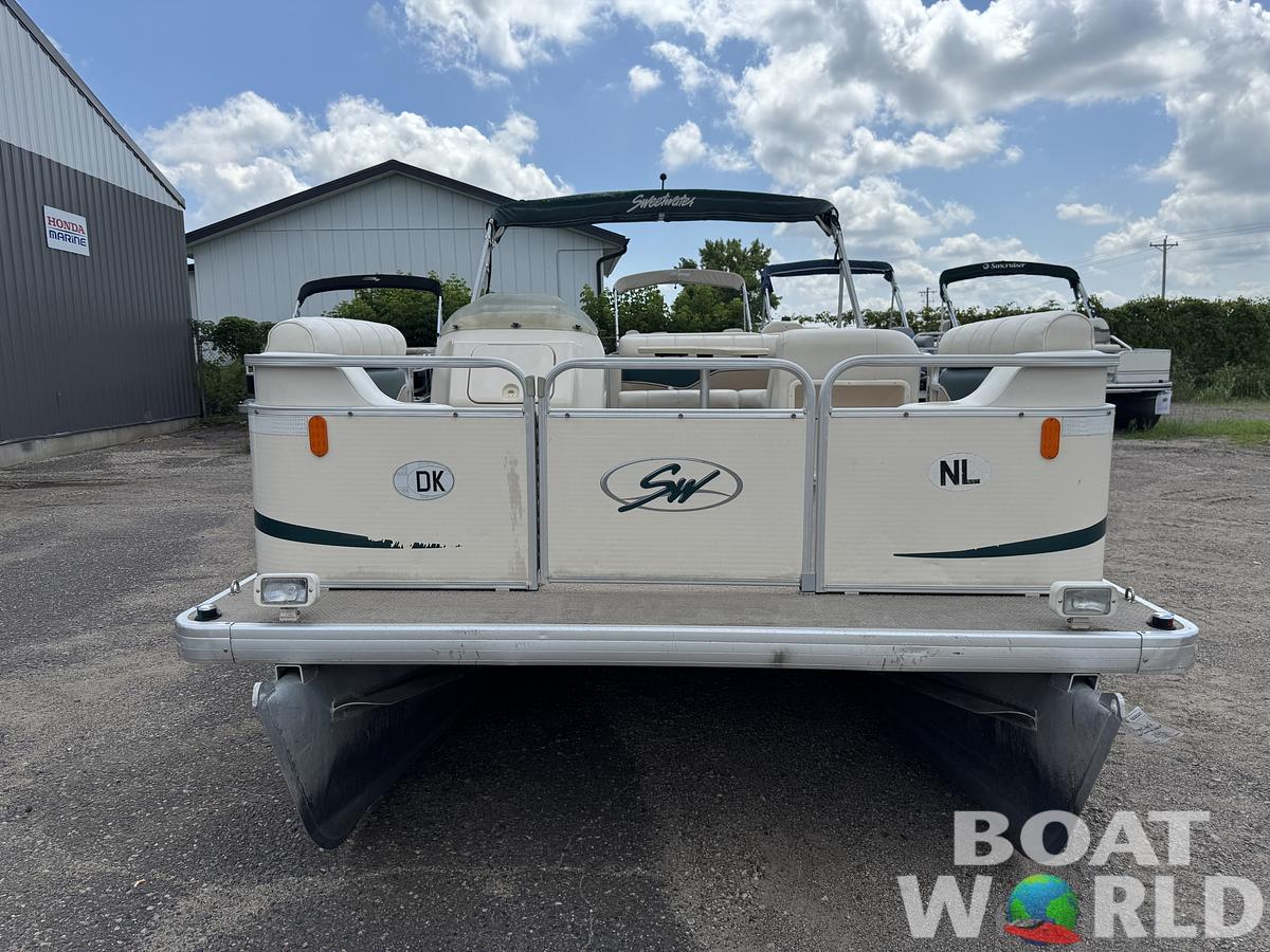 Used 2004 Sweetwater 2222 DF Pontoon WITH SEA LEGS