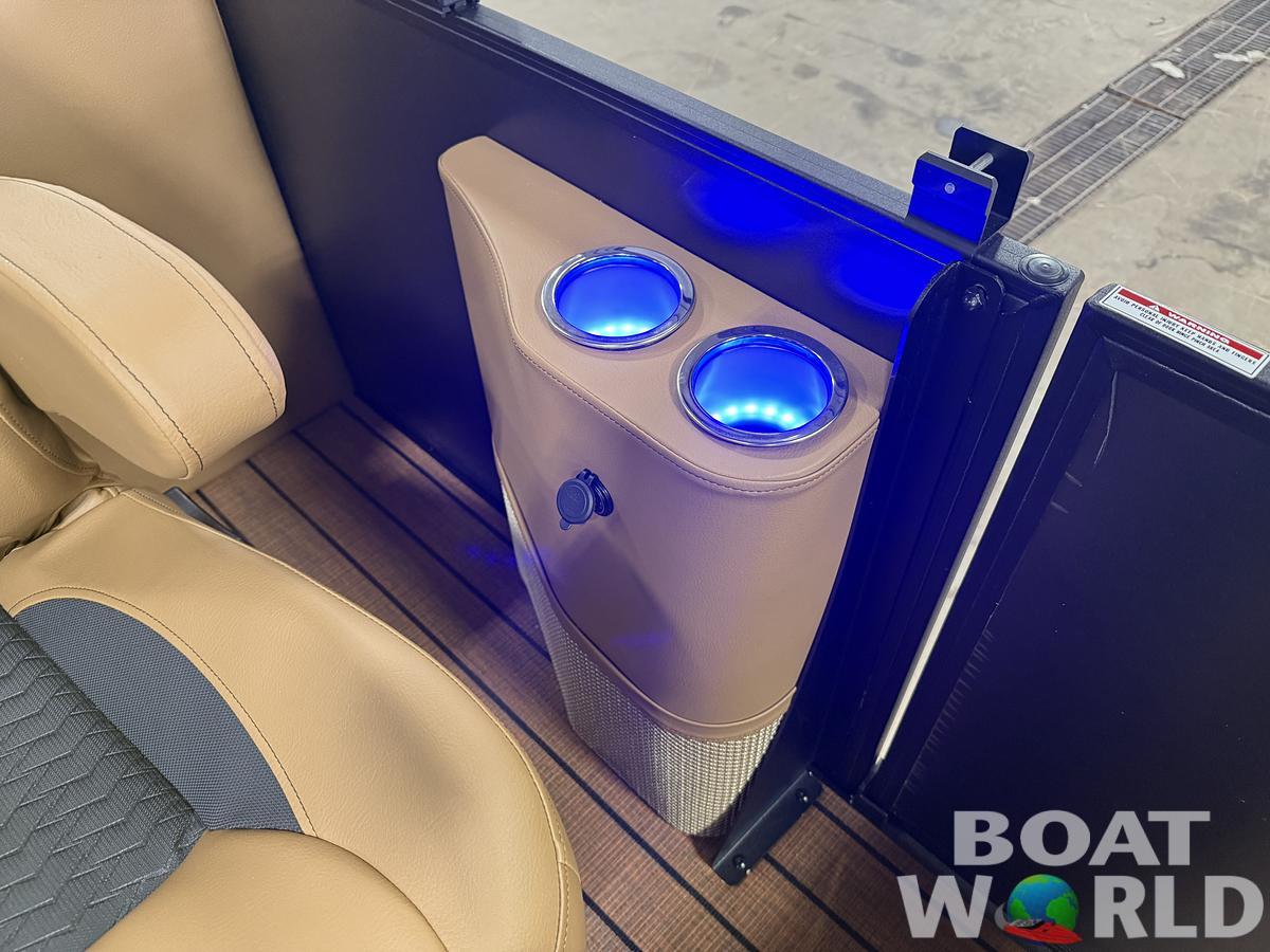 2026 Bentley Pontoons Elite 223 Admiral Quad Lounge Tritoon