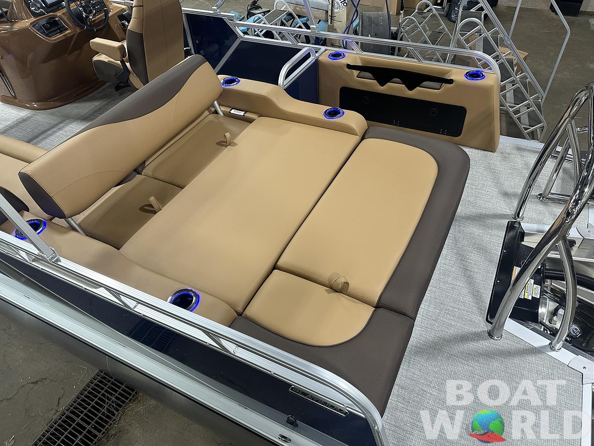 2025 Tahoe Pontoons LTZ 2385 Swingback (VRB) Windshield Tritoon & Honda 4-Stroke EFI