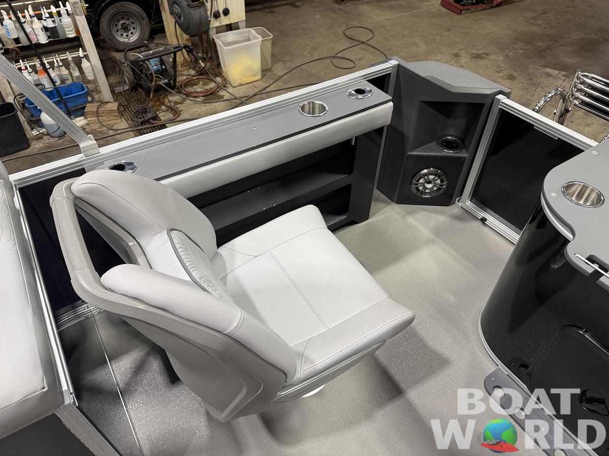 2026 Tahoe Pontoons GEOfish 2385 Rear Fish Tritoon 