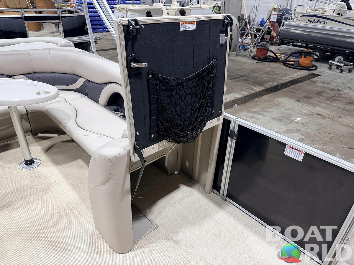 Used 2015 Sylvan Mirage 820 Cruise Special Edition Pontoon