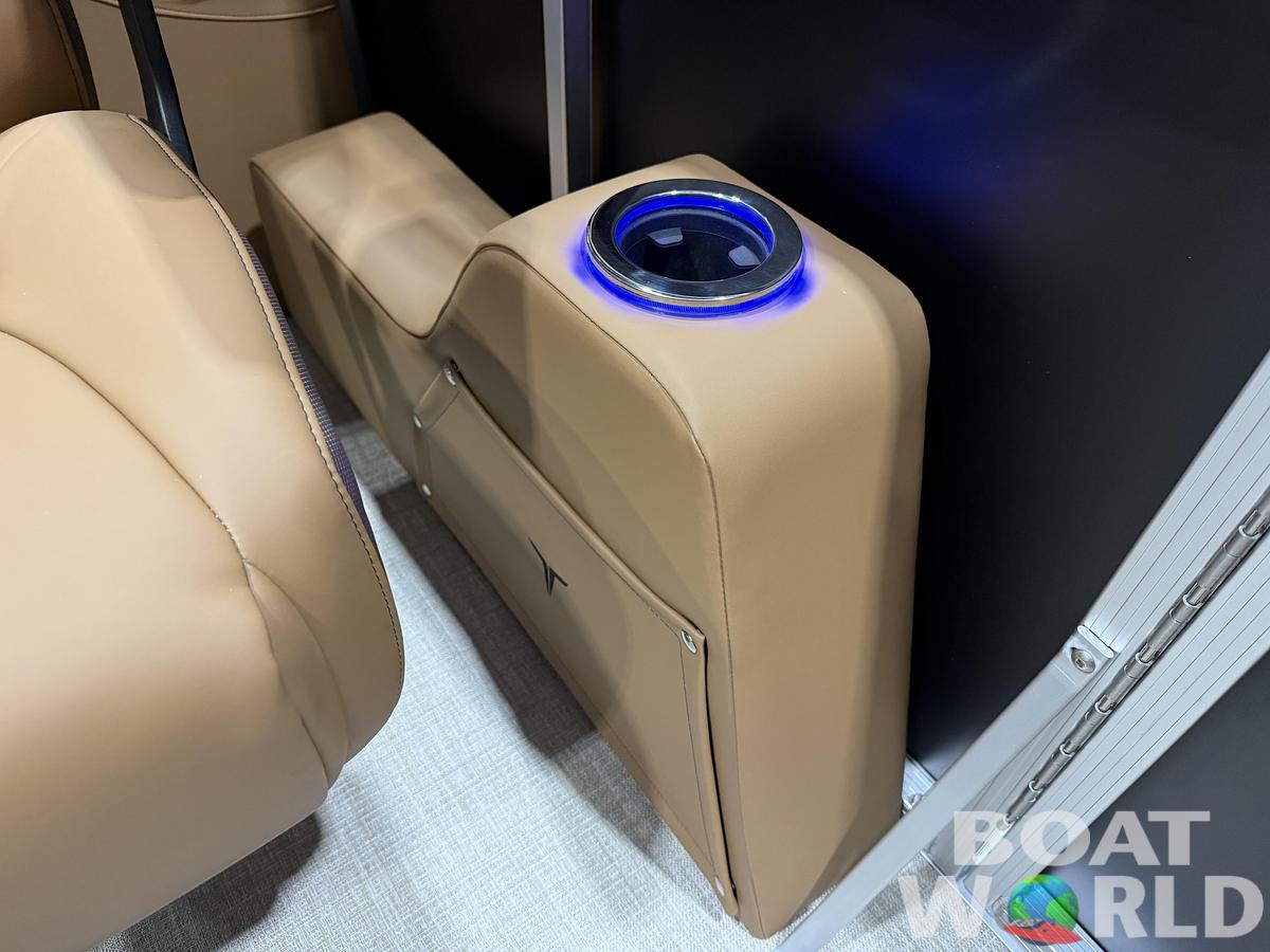 2026 Tahoe Pontoons LTZ 2385 Quad Lounge Tritoon