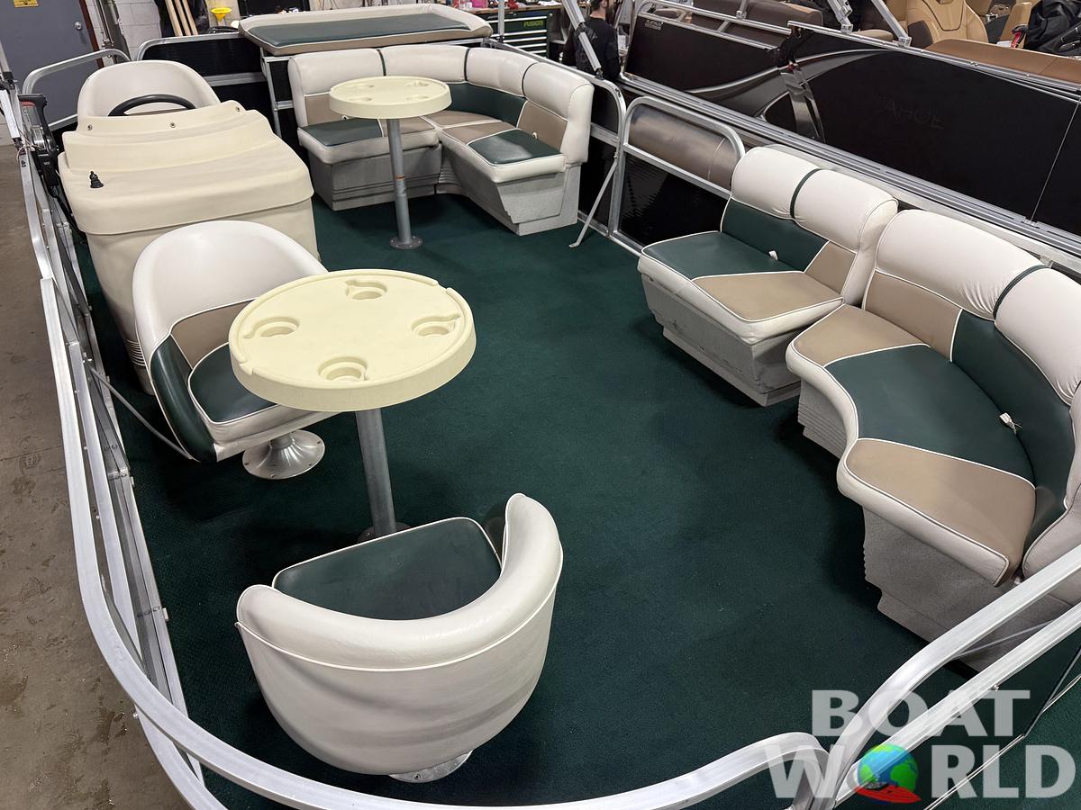 Used 2005 Leisure Island 2021 & 40HP