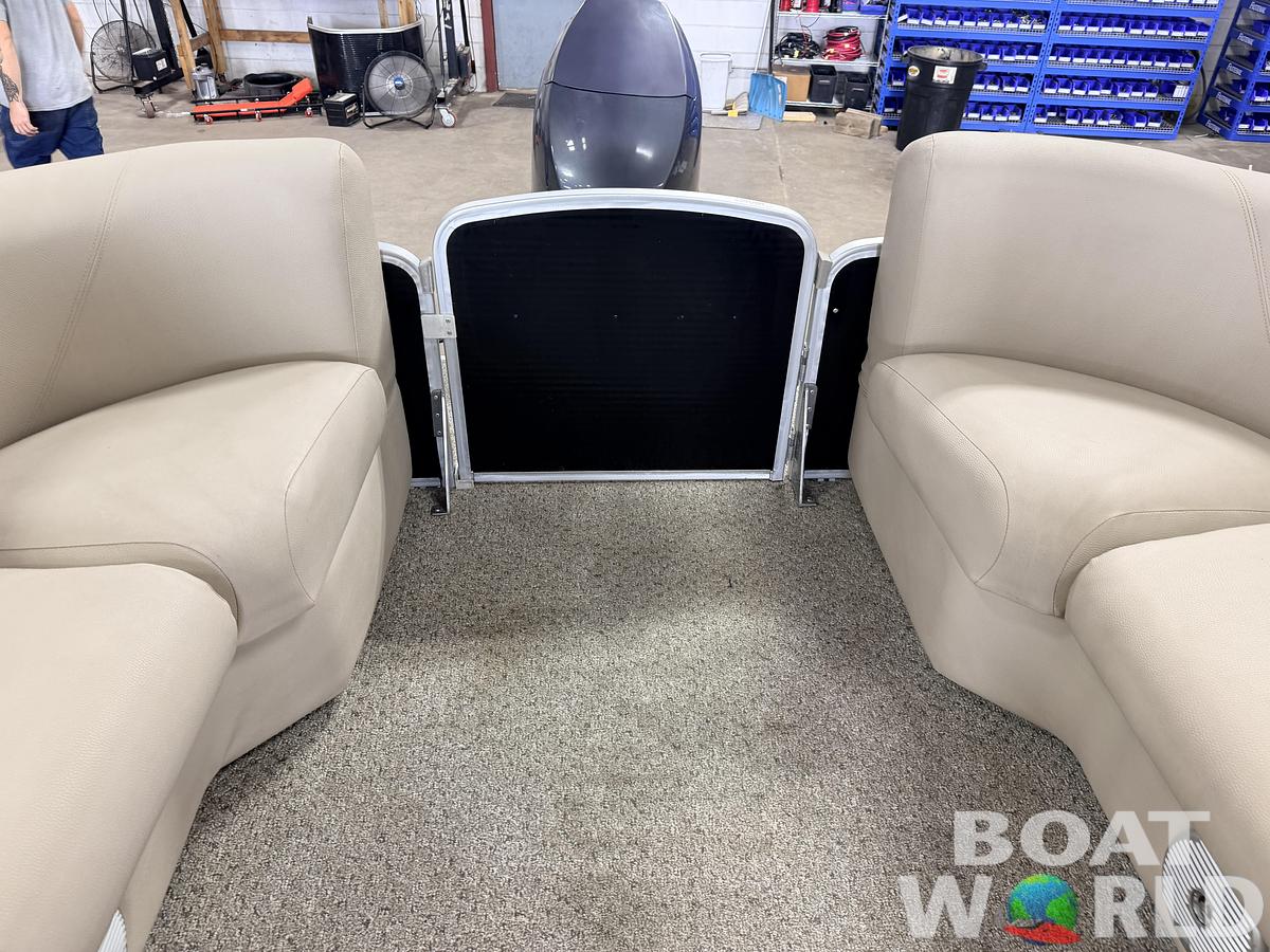 Used 2016 Weeres 220 Legacy & 90HP Yamaha 4Stroke -$19,995