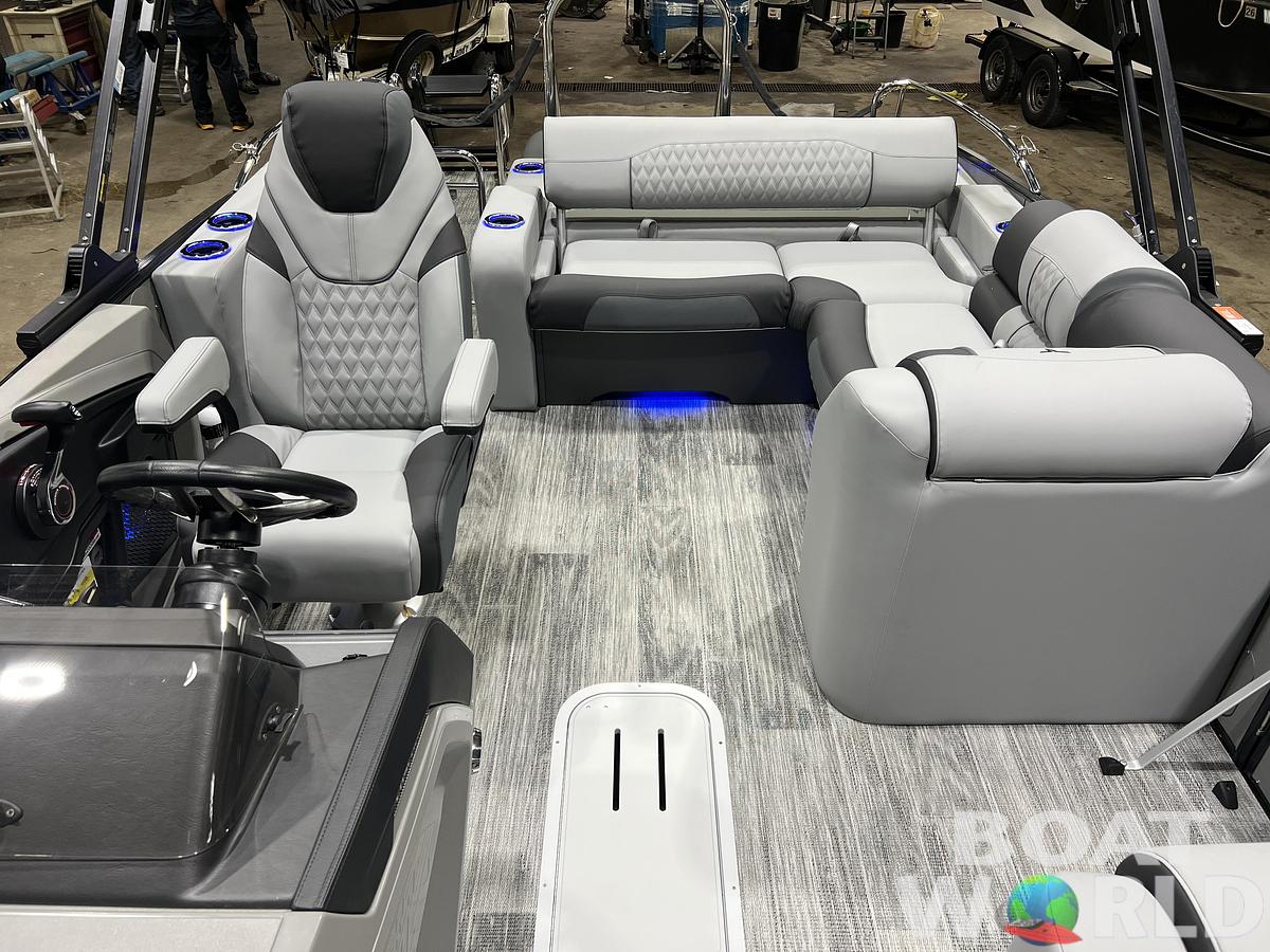 2026 Tahoe Pontoons Cascade 2385 Swingback (VRB) Tritoon