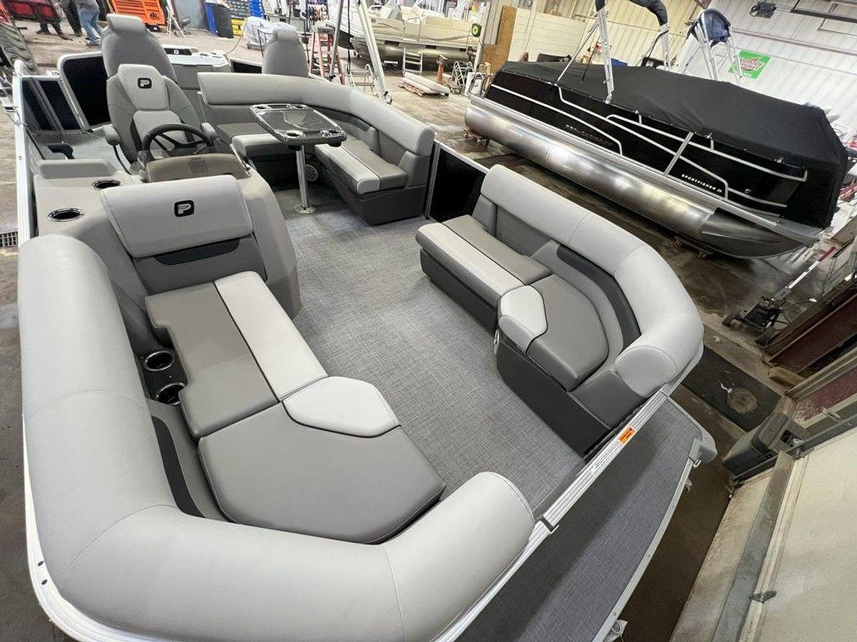 2025 Princecraft 21 Sportfisher 2RS Fish & Cruise Pontoon & Mercury 4-Stroke EFI