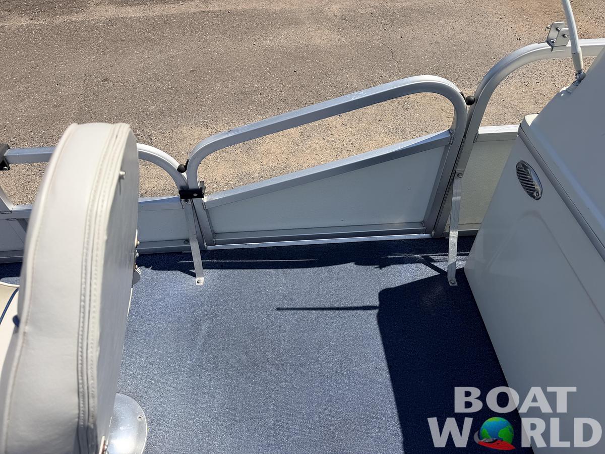 Used 2004 Palm Beach 200 CastMaster & 50HP Mercury 4Stroke -$12,995