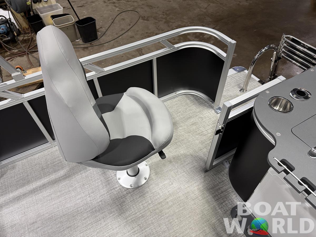 2026 Tahoe Pontoons Sport 2185 Rear Fish 