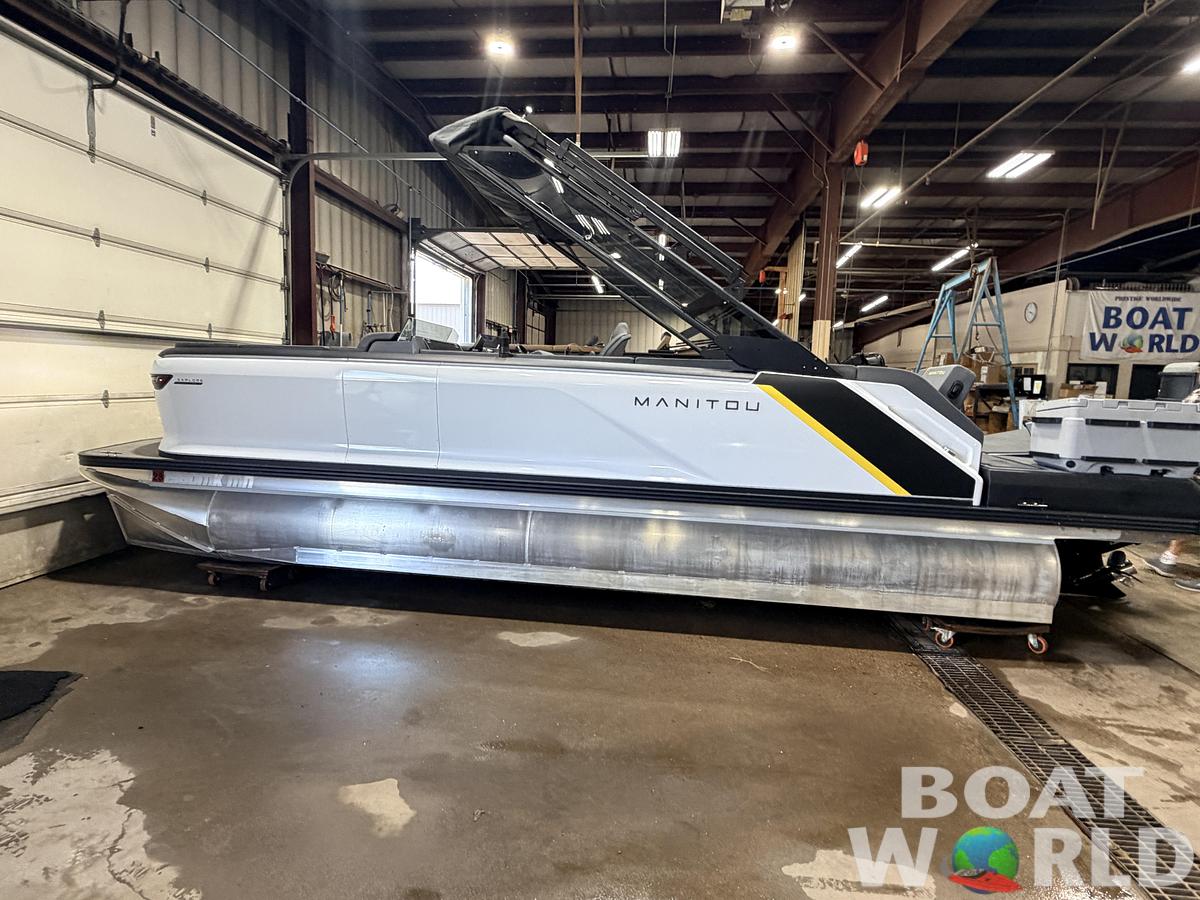 Used 2023 Manitou 220 Explore Tritoon & 150HP Rotax -$39,995