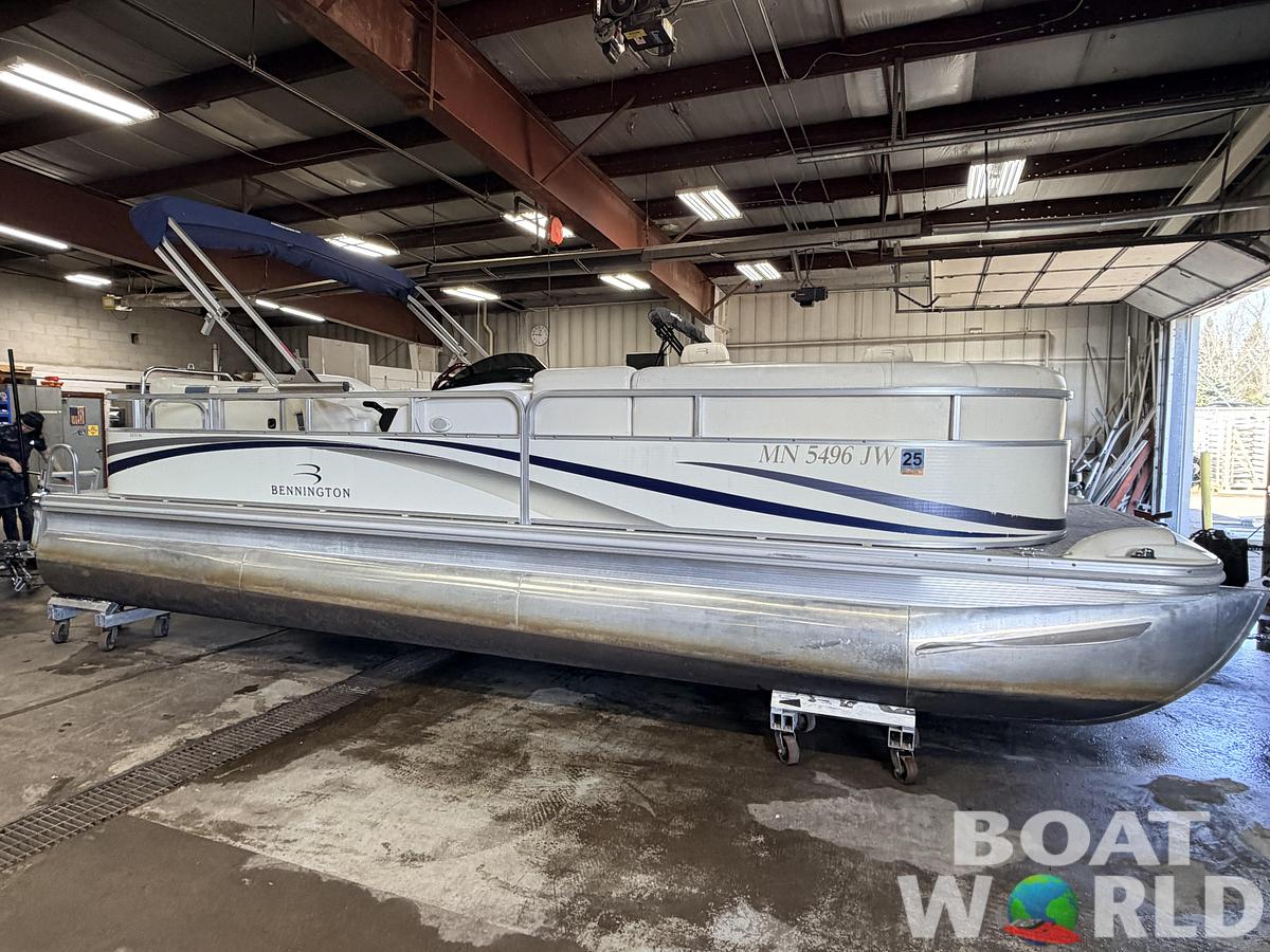 Used 2005 Bennington 2275 RL & 75HP Yamaha 4Stroke - $15,995