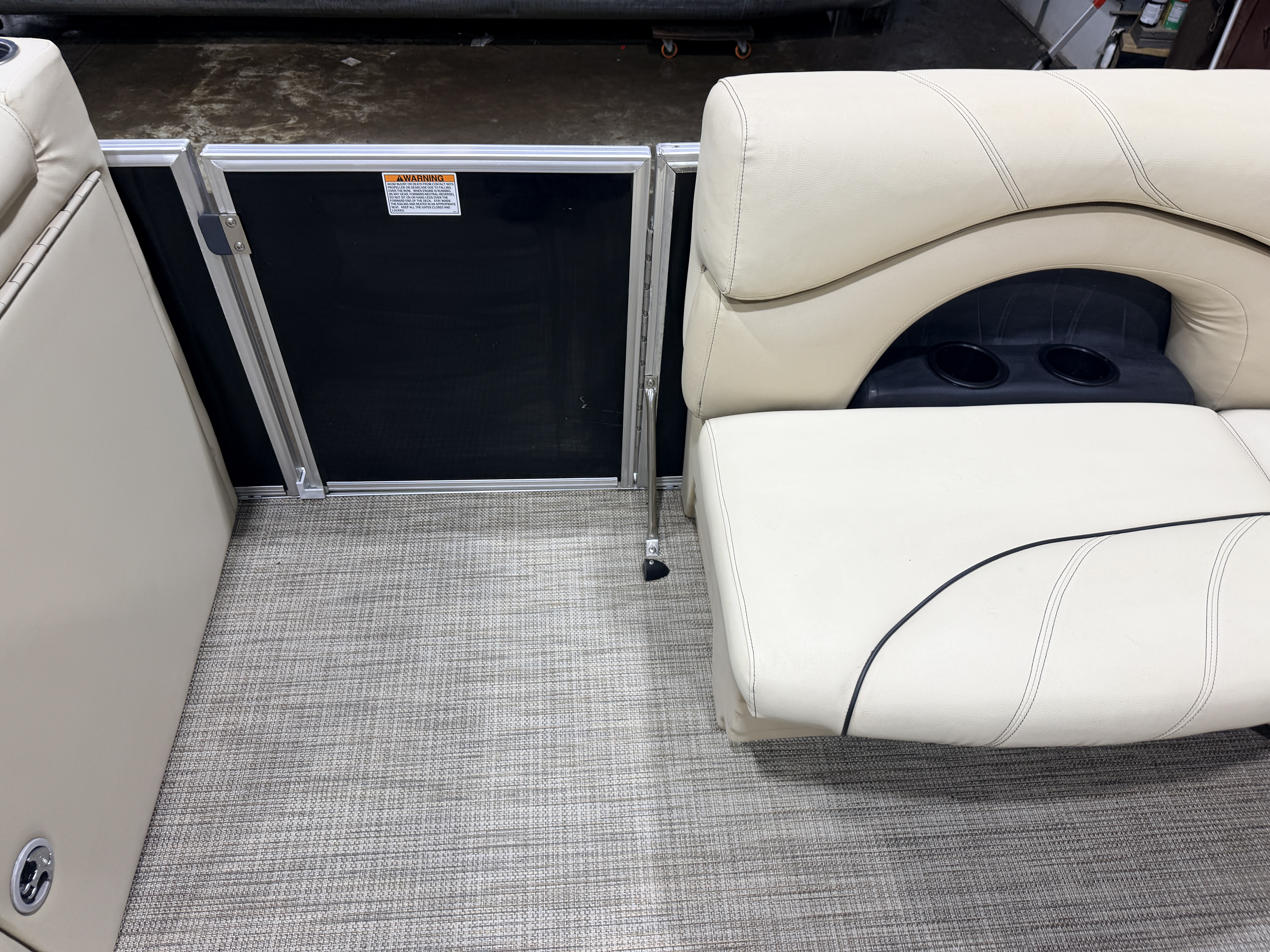Used 2019 Sylvan Mirage 820 Cruise & 50HP Yamaha 4Stroke