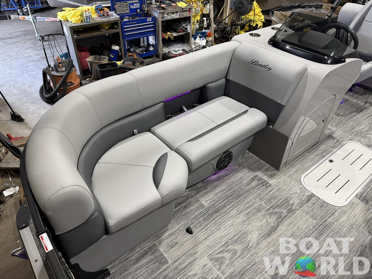 2027 Bentley Legacy 223 QSB Swingback Tritoon $55995