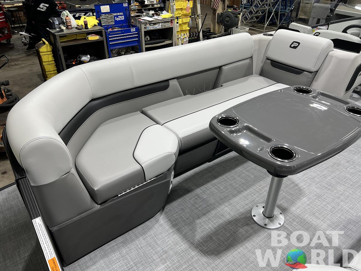 2026 Princecraft Vectra 23 RL SS Swingback Pontoon